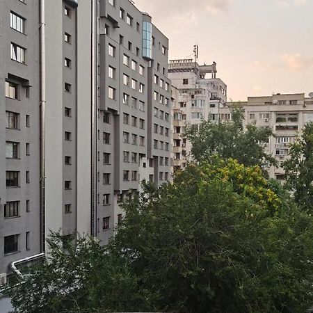 Peaceful Loft Apartment Bucharest Exterior photo
